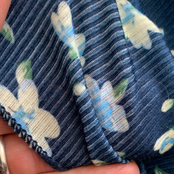 Princess Polly Navy Floral Strapless Bodycon Dress, size 4. - Picture 4 of 11